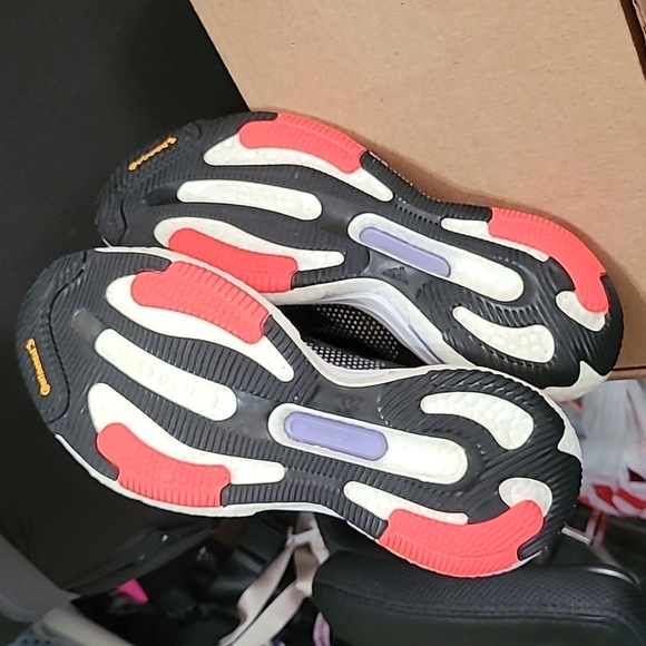 ADIDAS Women’s Solar Glide 5 Running Shoes Size 9.5 - Picture 6 of 8